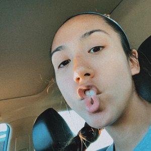 Meet your Posher, Alessandra